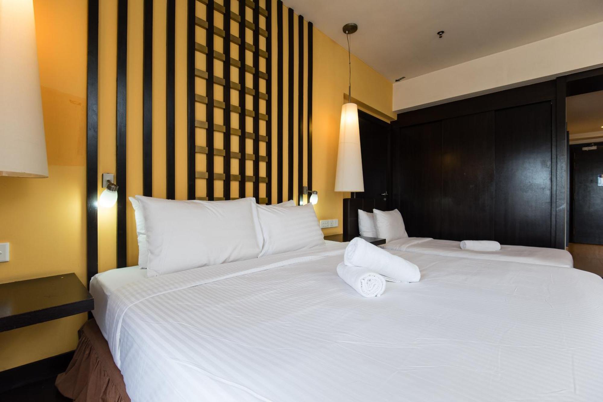 Resort Suites At Bandar Sunway Петалинг-Джая Номер фото