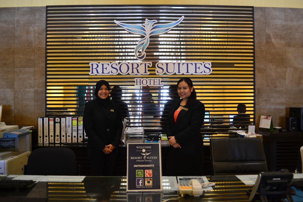 Resort Suites At Bandar Sunway Петалинг-Джая Экстерьер фото