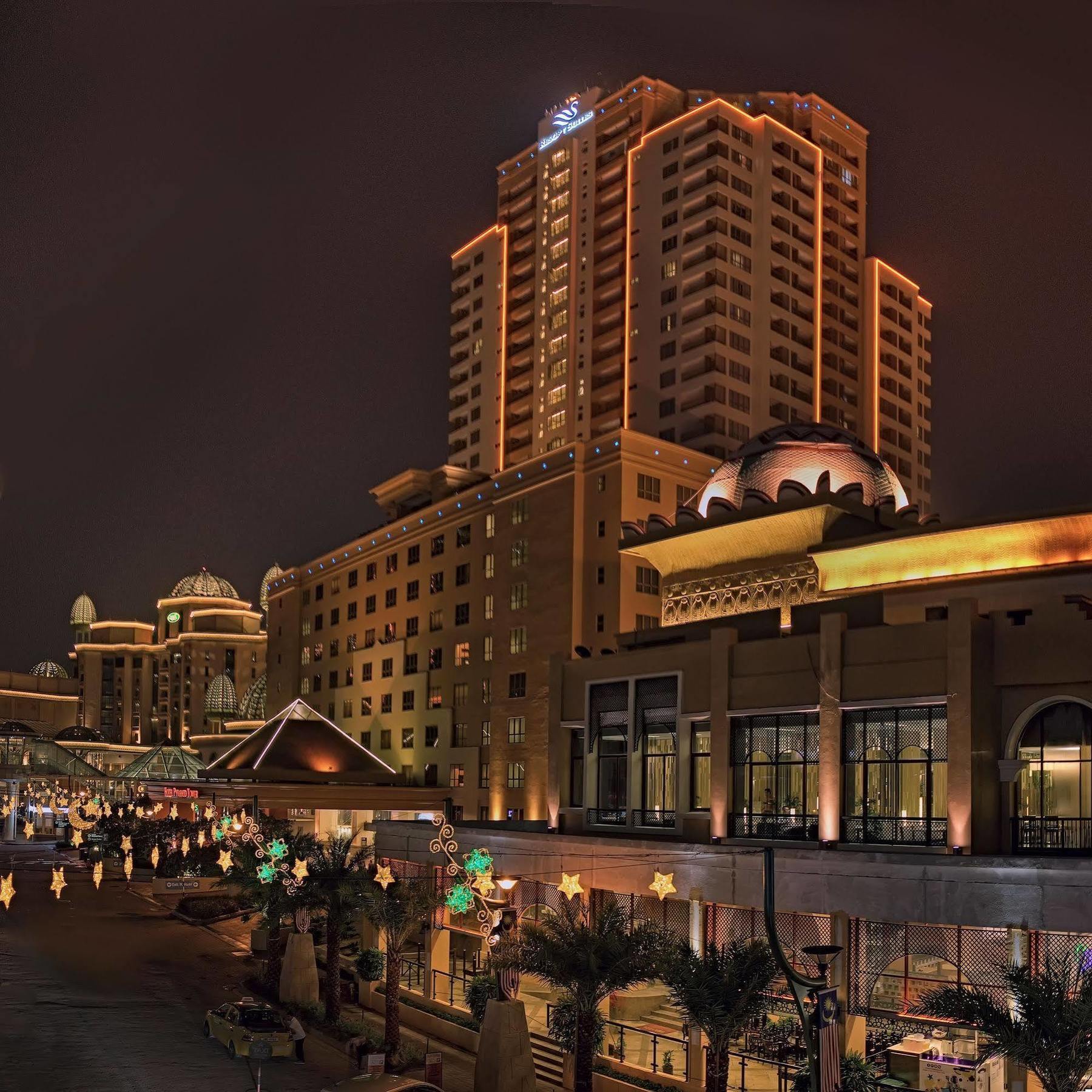 Resort Suites At Bandar Sunway Петалинг-Джая Экстерьер фото