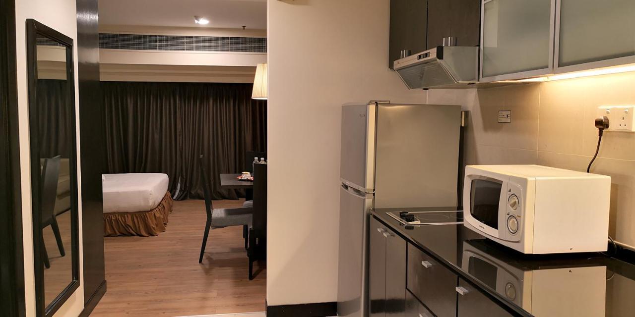 Resort Suites At Bandar Sunway Петалинг-Джая Экстерьер фото